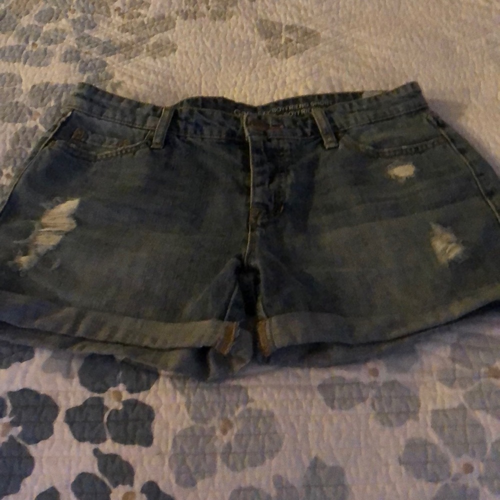 Gap button fly jean shorts. Size 4